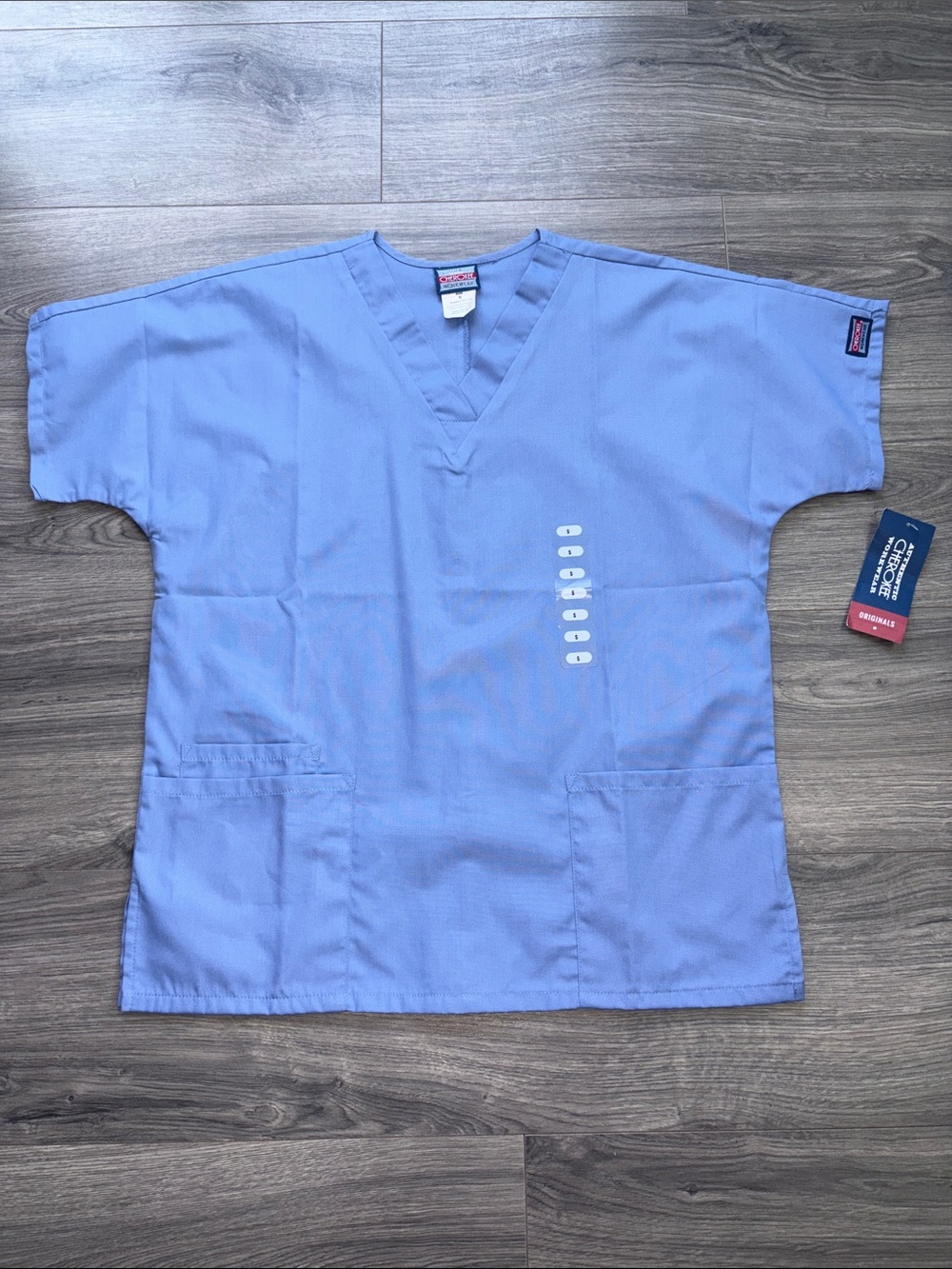 NWT- Cherokee Workwear 4700 Women’s V-Neck Scrub Top Ciew | S